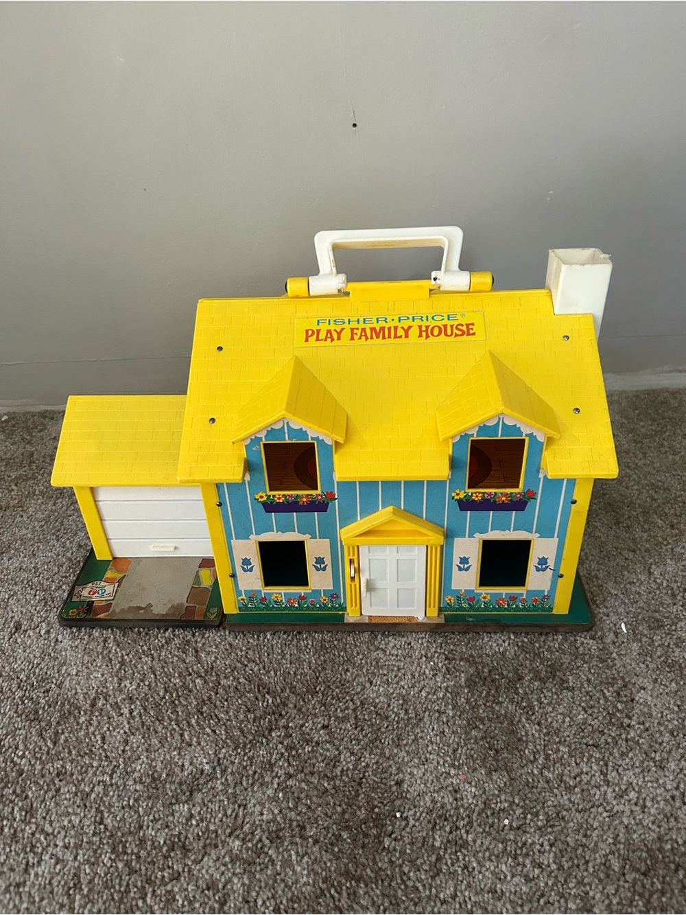Fisher-Price Yellow Play Family House Kids Toy Vintage
